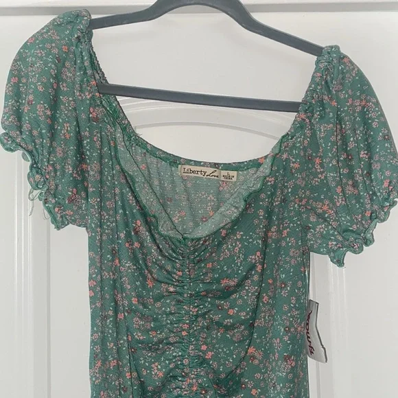 Liberty Love Fitted Dress - Picture 2 of 5